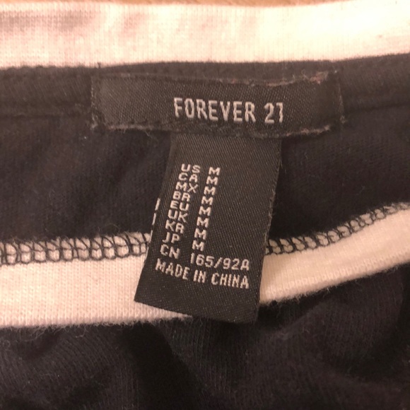 Crop top - Picture 3 of 3